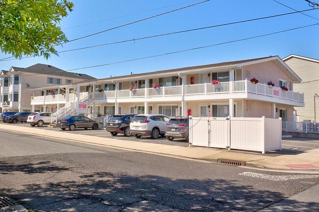 Building Photo - 130 N Adams Ave Unit O Rental