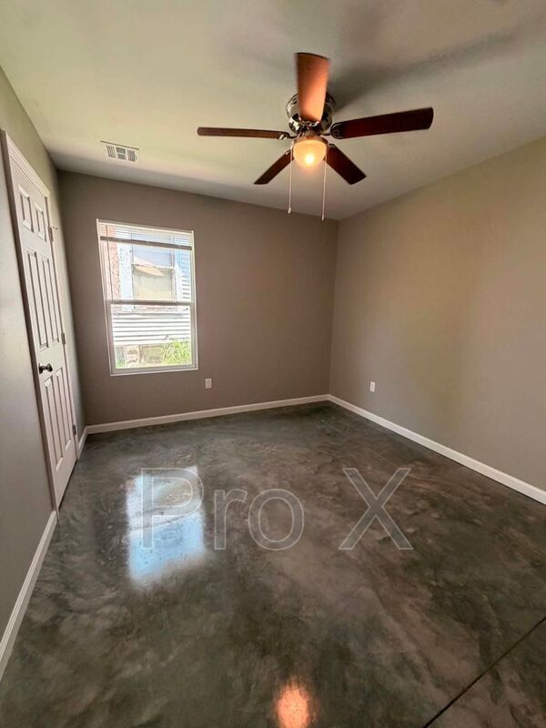 Photo - 514 S Byers Ave