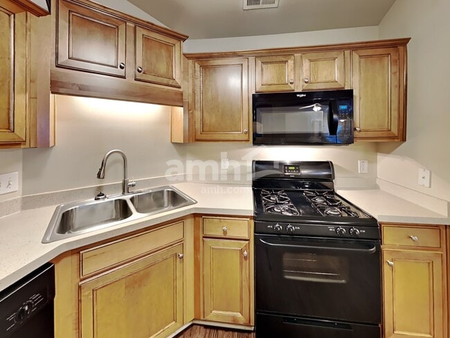 Photo - 343 Downing Creek Trail