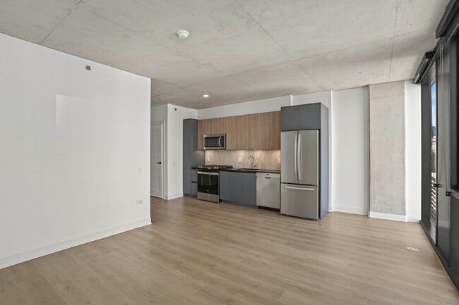 Photo - 238 W Polk St