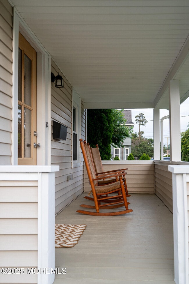 Photo - 610 Ocean Rd