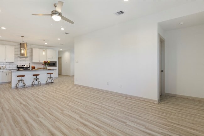 Photo - 2921 Stamford Hl Ln