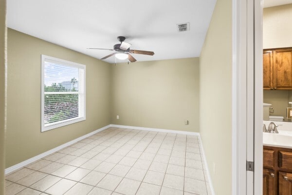 Photo - 15330 Gypsy St