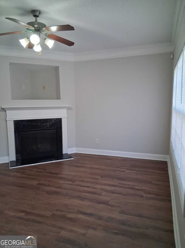 Photo - 2728 Halligan Point