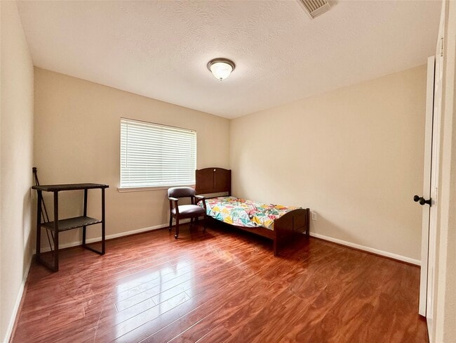 Photo - 11514 Hills Bridge Ln