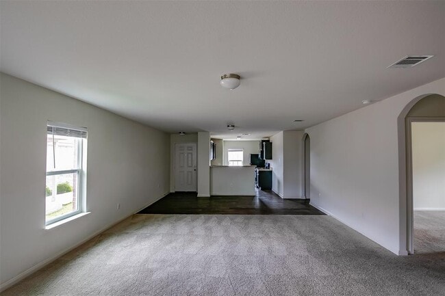 Photo - 149 Proclamation Ave