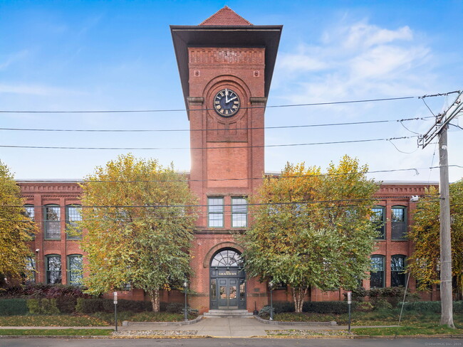 Building Photo - 25 Grand St Unit APT 240