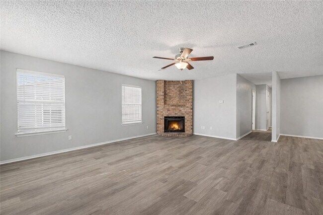 Photo - 4380 W Thrasher Dr