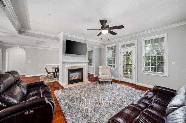 Building Photo - 1735 W Peachtree St NE Unit 428 Rental