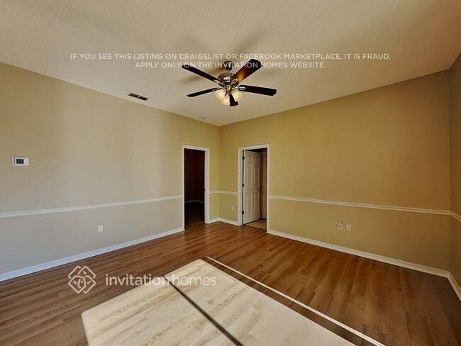 Photo - 1028 Derbyshire Dr