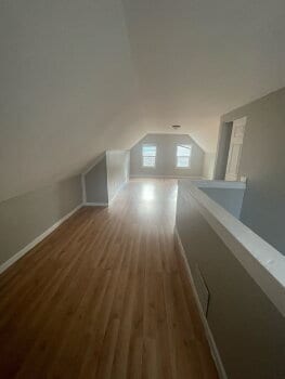 Photo - 758 Durbin St