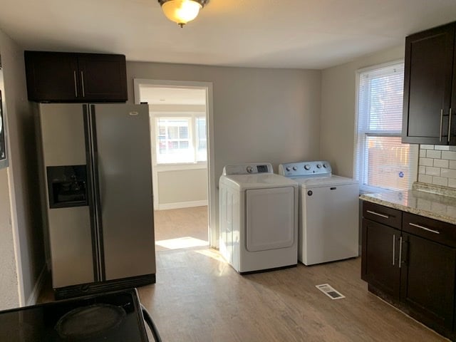 Photo - 1446 Valentia St