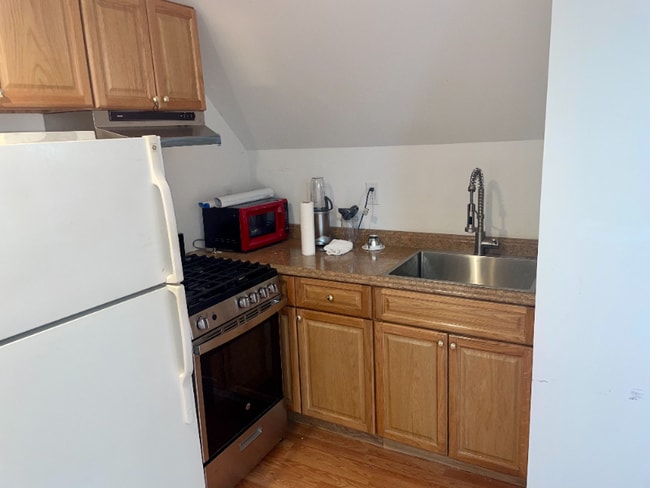 Photo - 523 N 5th St