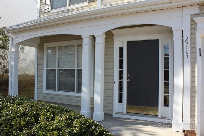 Photo - 2715 Old Ironside Dr