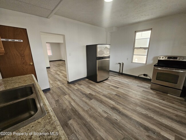 Photo - 212 Main St Apartment