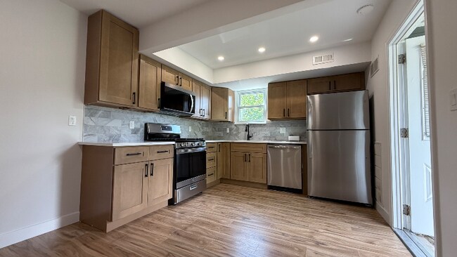 Photo - 3300 Johns Ct Apartment Unit 3300