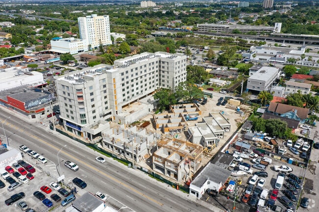 Photo - Wenski Groves