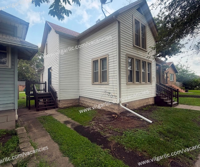 Photo - 4611 Pine Ave Unit 4611 Pine Ave., 1