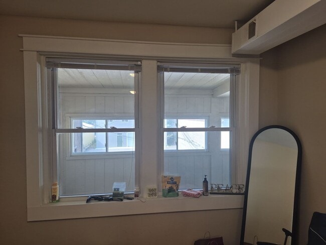 Photo - 1912 University Ave W Unidad 1914 3