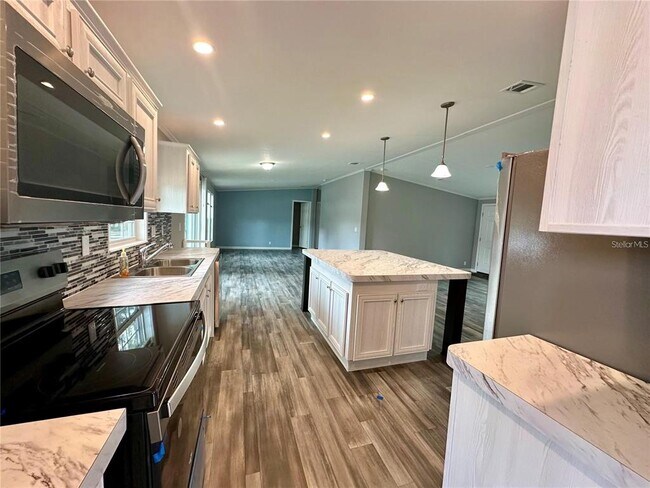 Photo - 55744 Holiday Cir