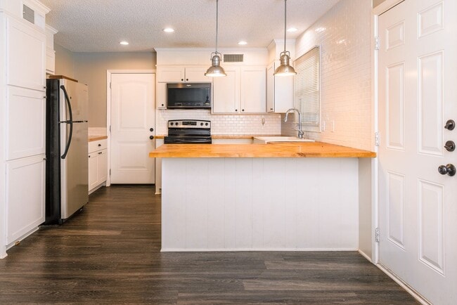 Photo - 5420 14th St