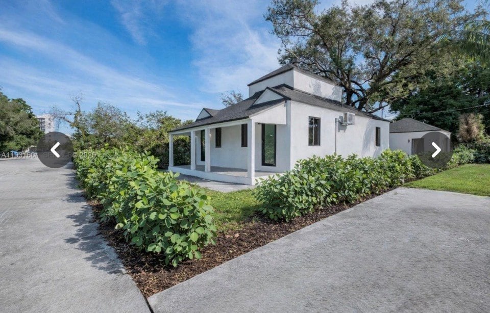 Photo - 6915 NW 4th Ct Unit NW 4th Ct