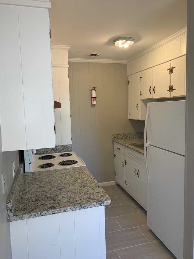 College Street Apartments