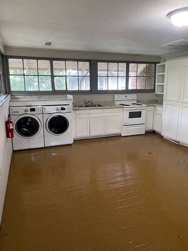 Photo - 2712 Preston St. Unit 1/2- UPSTAIRS/PRE-LE...