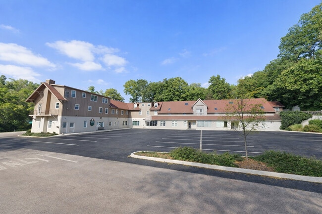 Building Photo - 271 Country Commons Rd Unit J