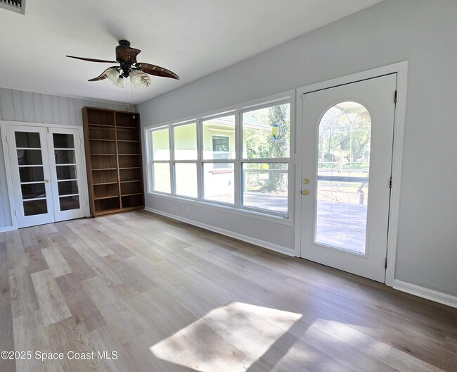 Photo - 6229 Savannah Dr