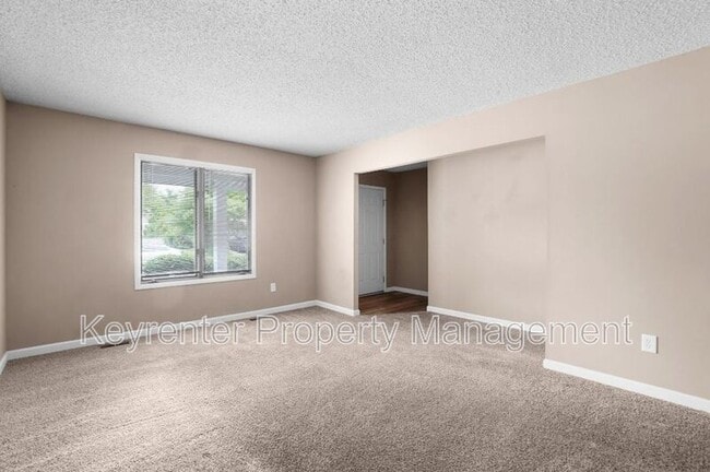 Photo - 15593 Fox Plains Dr