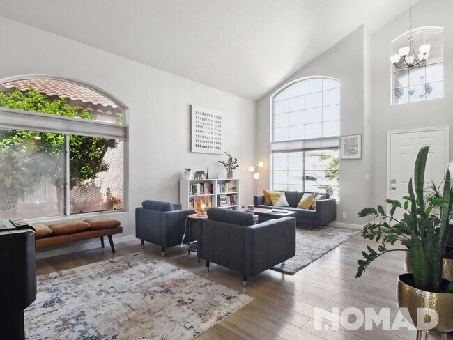 Photo - 1303 E Washington Ave