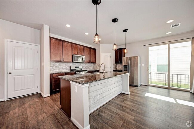 Building Photo - 107 Buckthorn Dr Rental