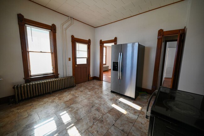 Photo - 1830 Superior Ave - Duplex Unit 1830