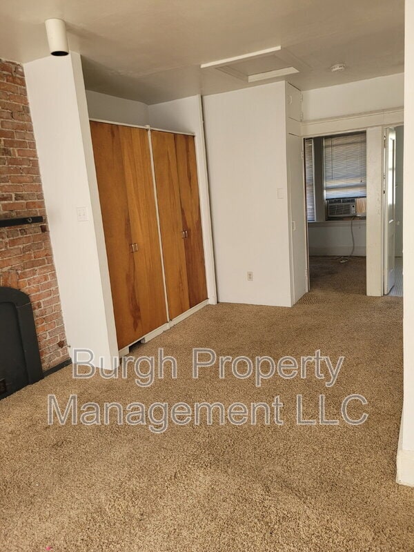 Photo - 441 Locust St