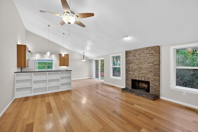 Photo - 12055 SW Morlock Ct