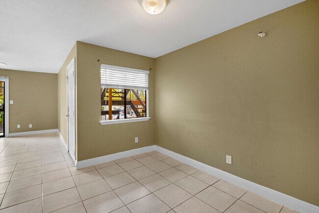 Photo - Affordable 2 bedroom 2 bathroom Condo in Fort Myers