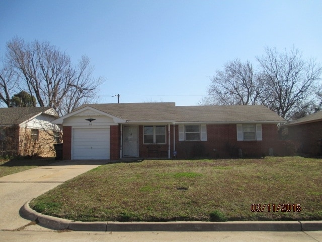 Photo - 212 S Bell Dr House