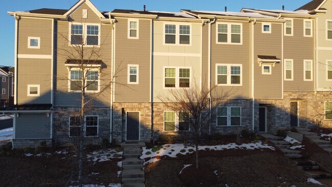 Building Photo - 2518 Arbor Loop Dr