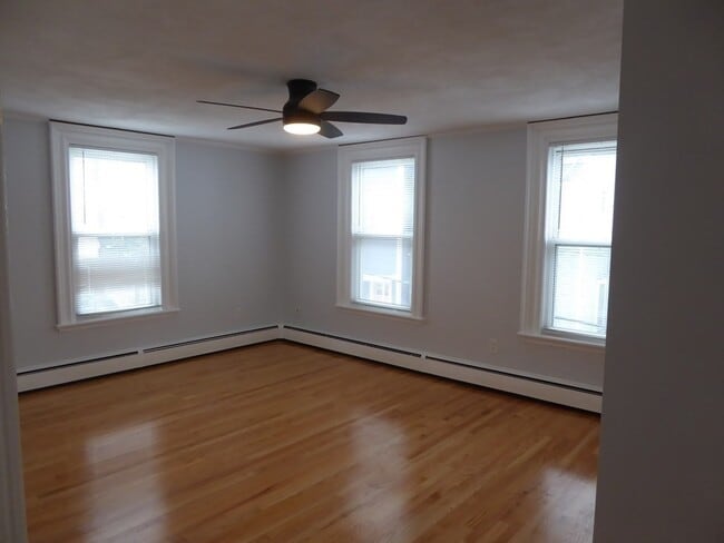 Photo - 54 Woodward St Unit 2