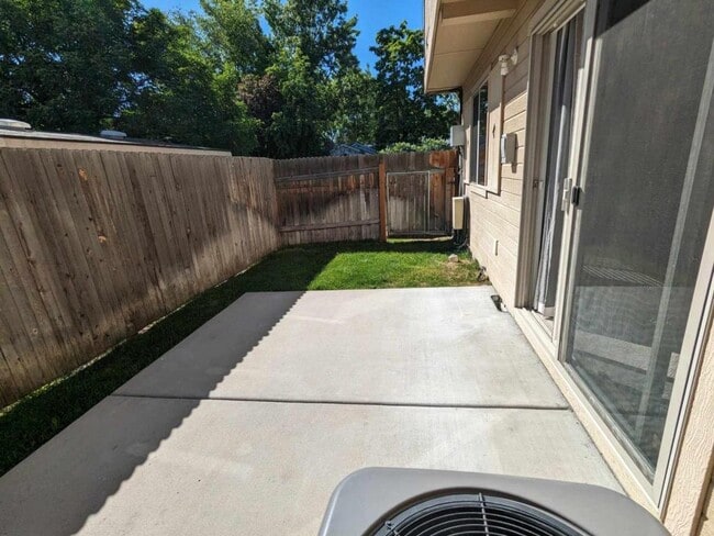 Photo - 926 N Mercer St