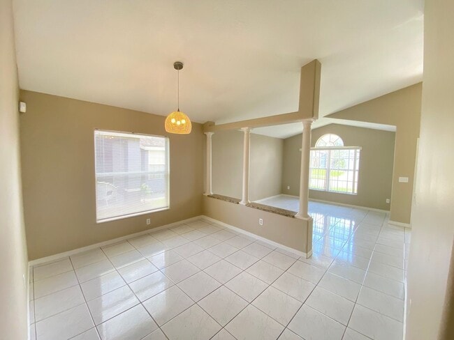 Photo - 3310 Crystal Creek Blvd