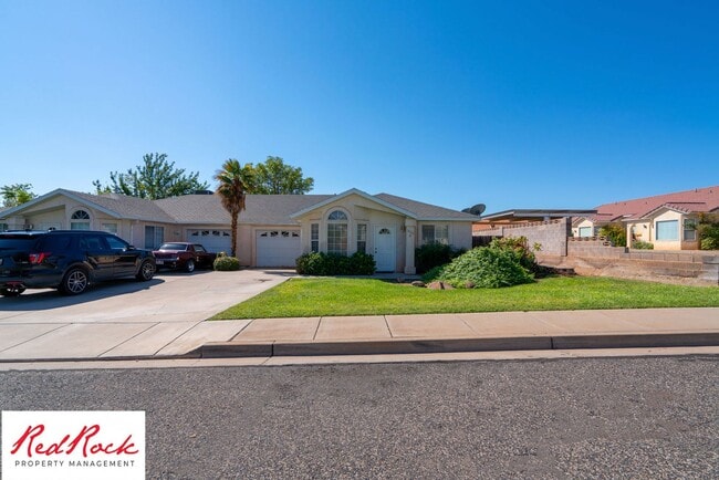 Photo - Easy Living! 3 Bedroom Home with Gorgeous Backyard