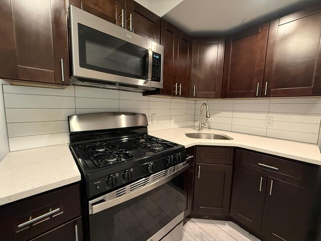 Photo - 52 Yonkers Ave Unit Apt 2