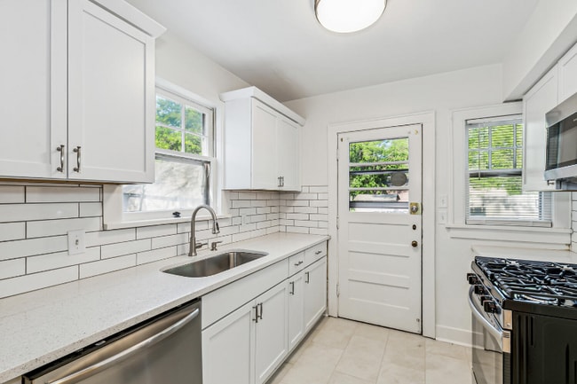 Photo - 213 S Belmont St Unit 213 S. Belmont