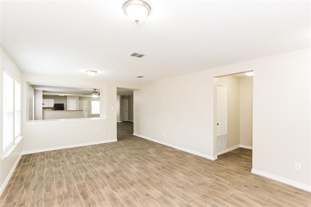 Photo - 6160 Balcony Ln