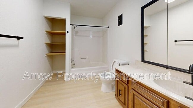 Photo - 201 E Arbor Ave