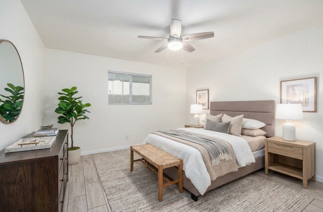Photo - 5107 N 28th Dr Unit 3