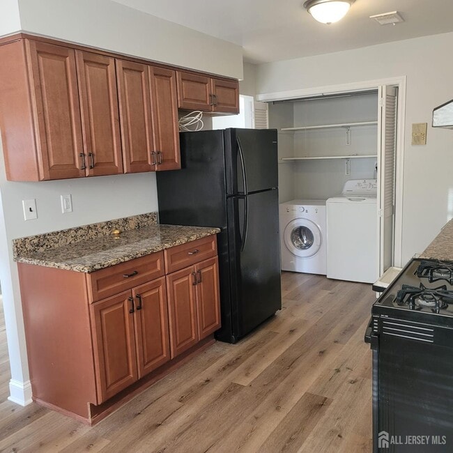 Photo - 1617 Raspberry Ct