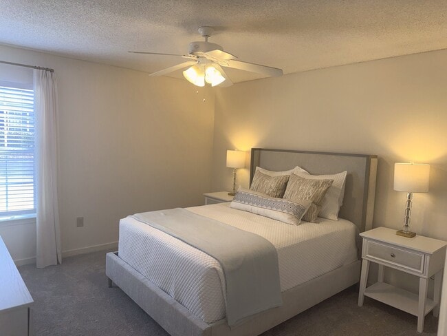 Photo - Lexington Pointe Apartment Homes